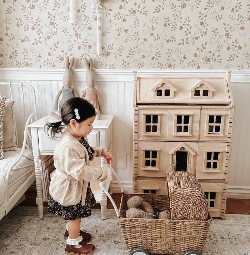 Wicker storage baskets stack