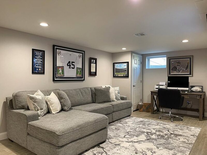 Relaxing Seating Area in Your Basement Office