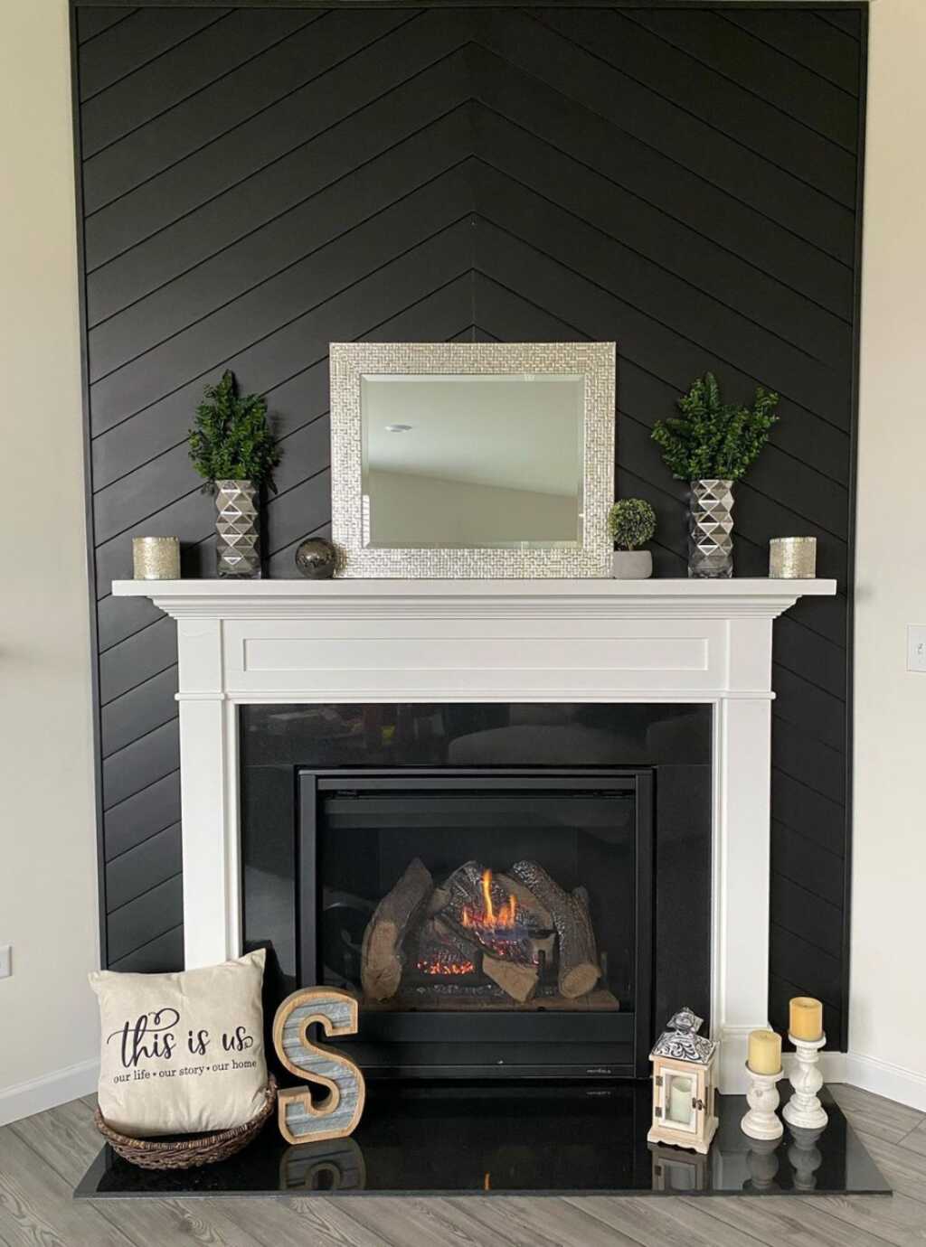 Shiplap & Black Tile Combo