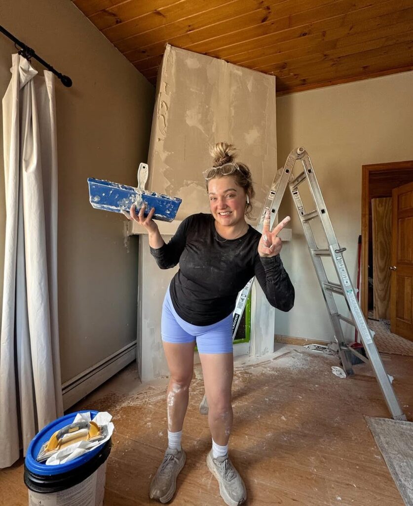 Installing the Fireplace Insert
