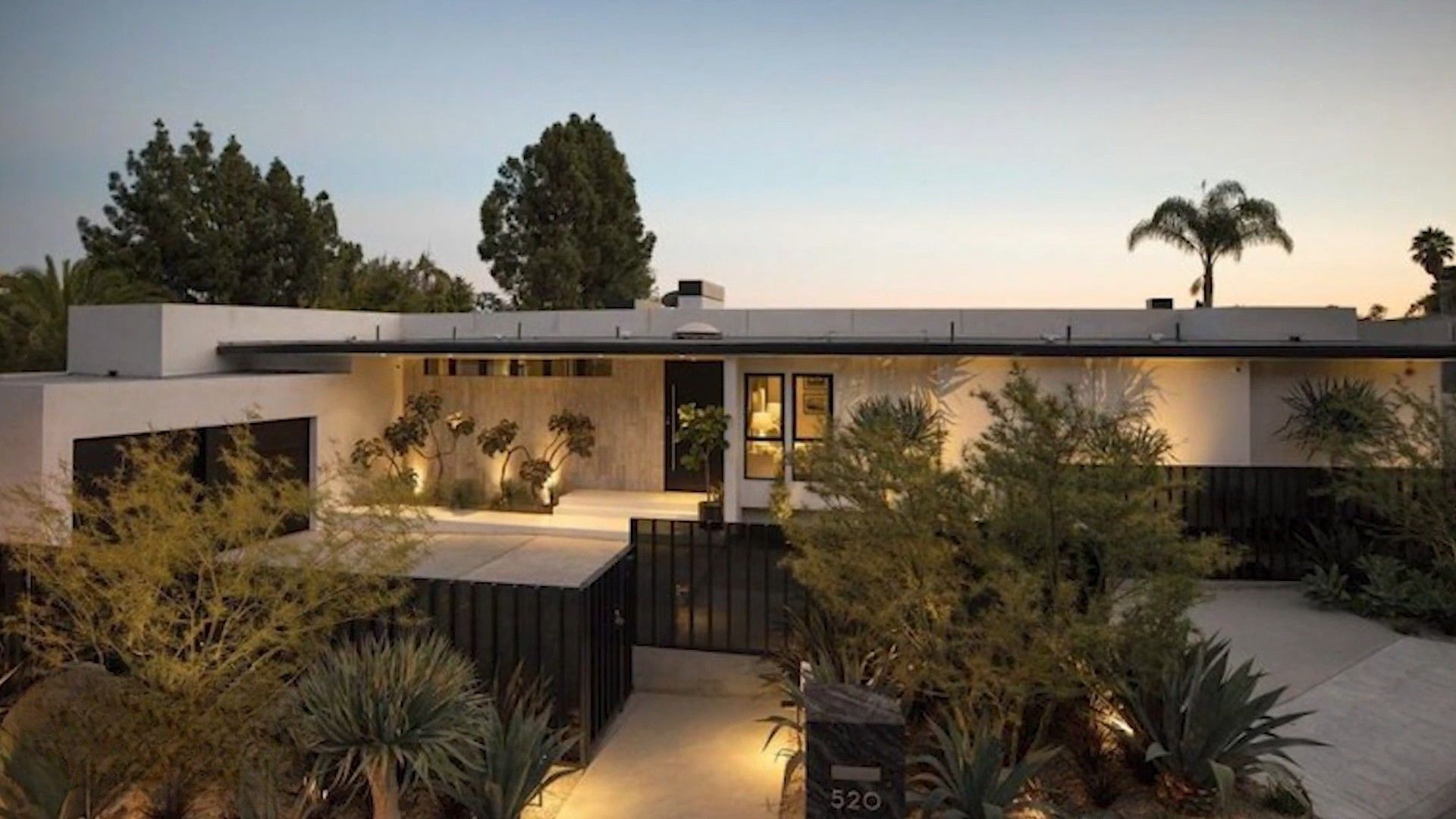 Where Does Cam Newton Live Now