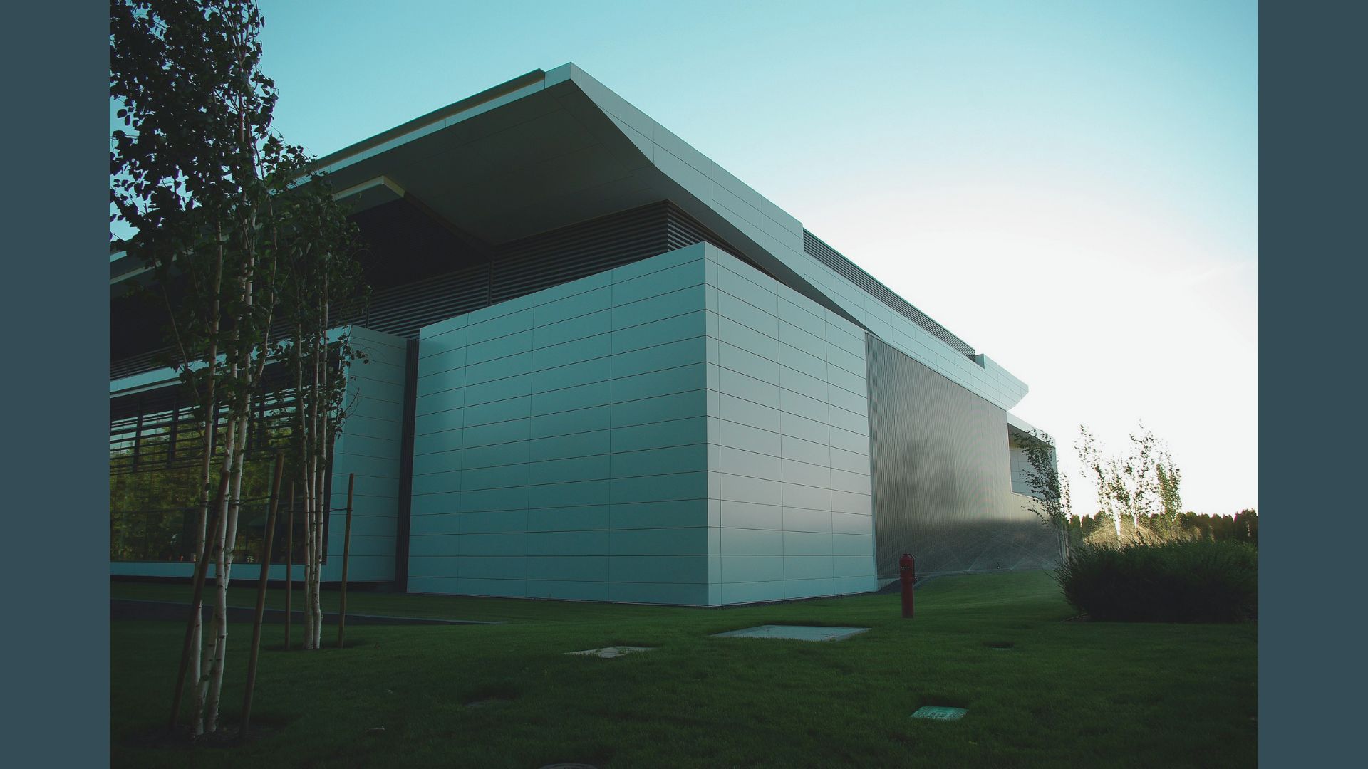 Why Phil Knight's Hillsboro Home