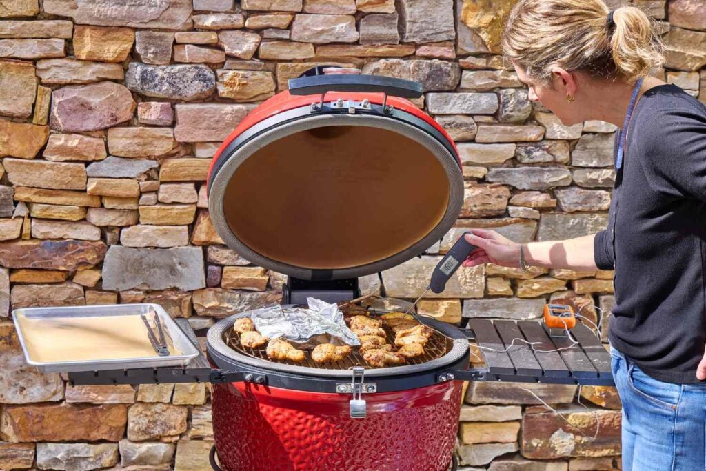 What to Consider When Buying a Ceramic BBQ Grill